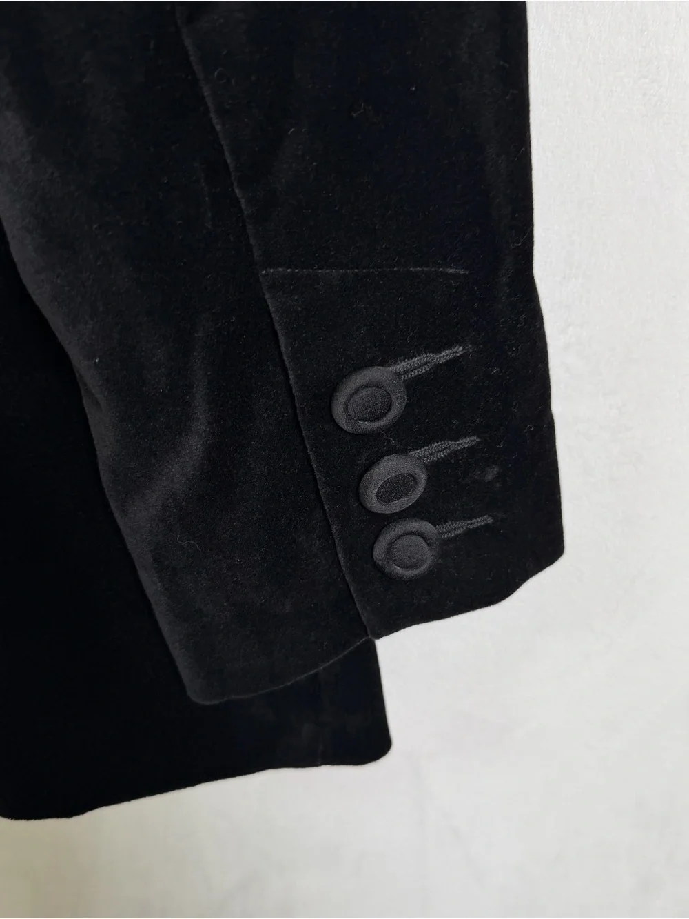 Cabi Women’s Black Velvet Tuxedo Pant Suit Set Size L Jacket & 14 Pants